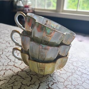 Elegant Gold Iridescent Teacup Set